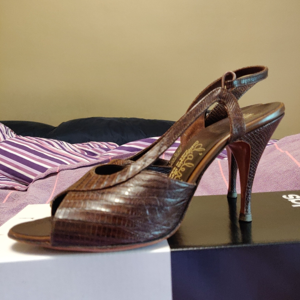 Vintage 50s D’Alexis Peep Toe Sling Back Heels Size 6.5